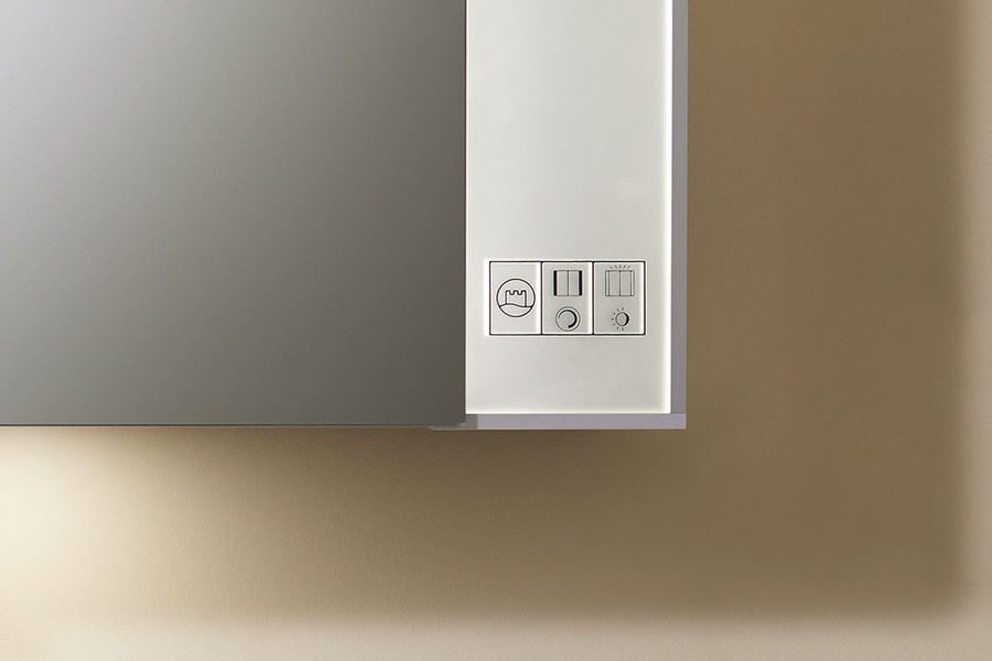 Das Badezimmer wird smart - mit der Lichtsteuerung rl40 von burgbad